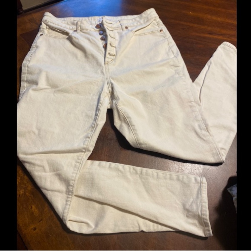 LOFT Straight-Leg Button-Fly White Jeans